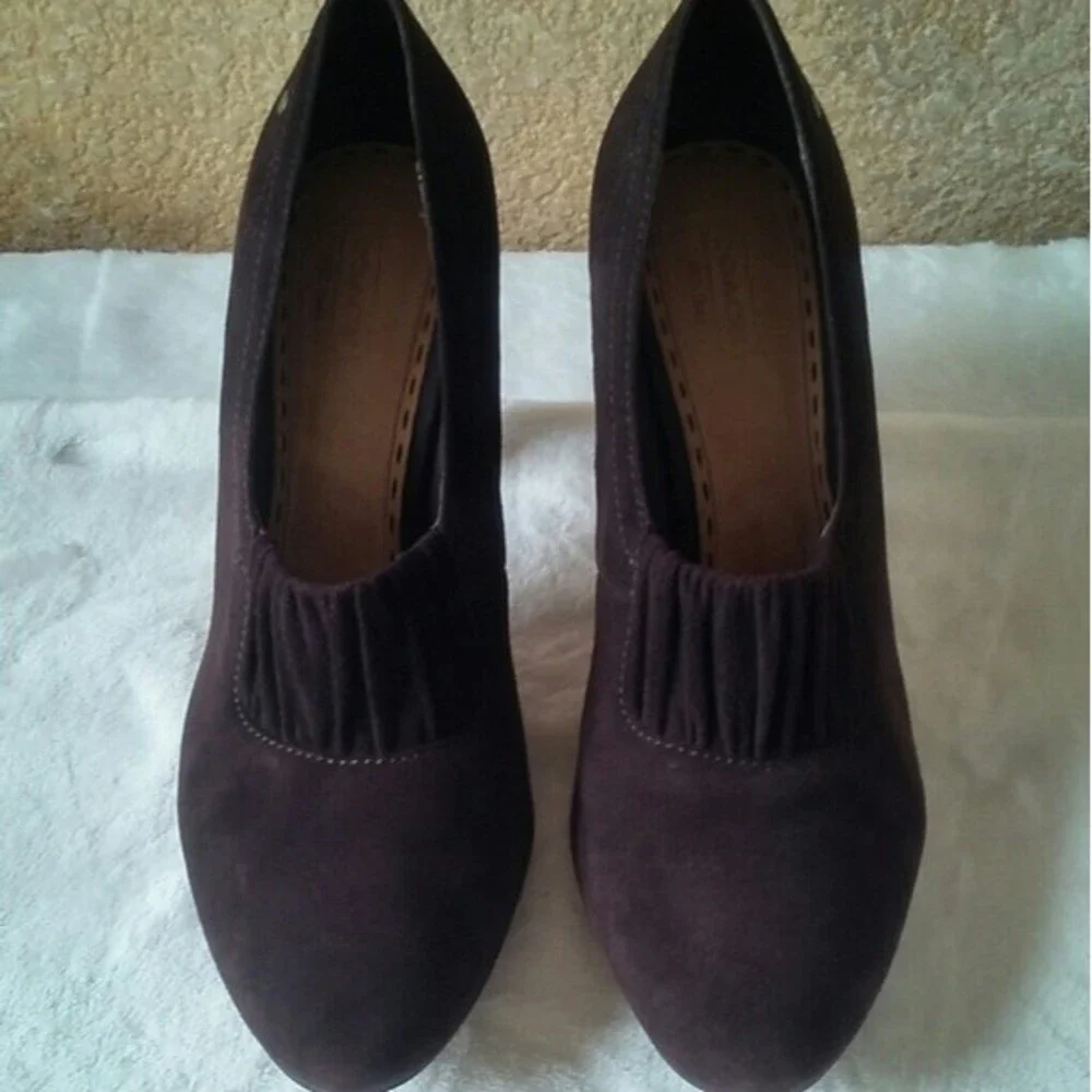 Coach Adra Suede Heeled Booties Sz 9.5 EUC
